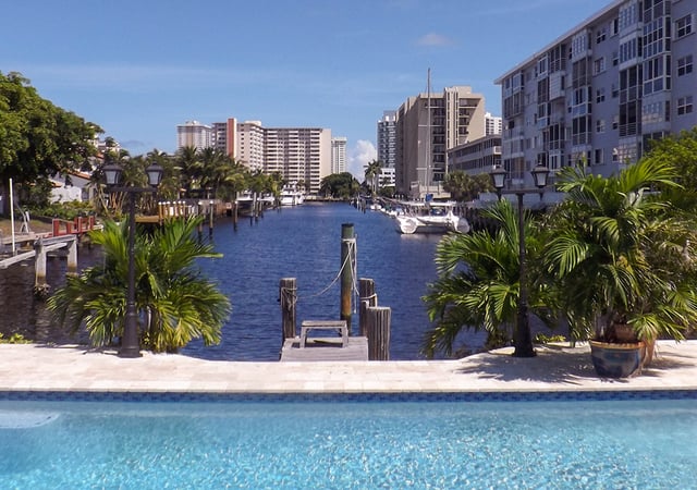 Fort Lauderdale Canal View to Intracoastal