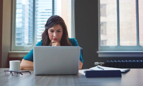 How To Read A Property Listing Like An Agent