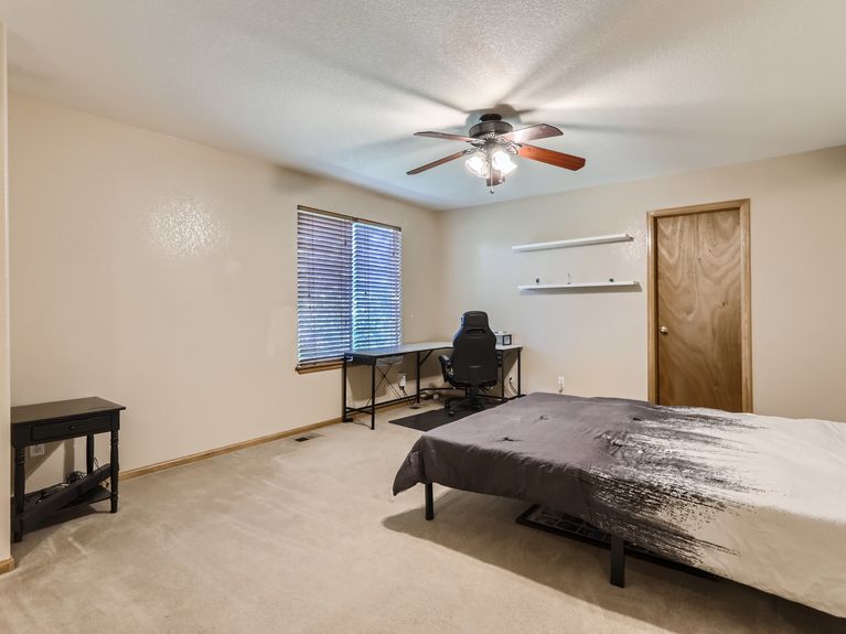 08 2nd Floor Primary Bedroom