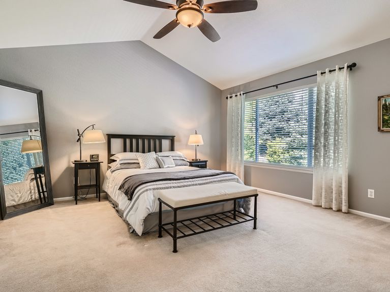 22 2nd Floor Primary Bedroom