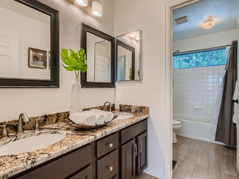 31 2nd Floor Bathroom