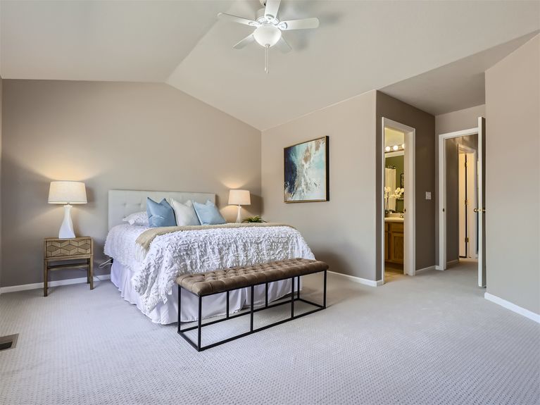 19167 E Harvard Dr &#8211; MLS Sized &#8211; 021 &#8211; 18 Primary Bedroom