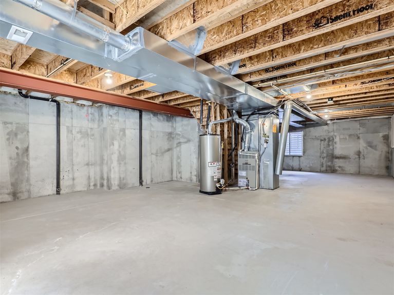 19167 E Harvard Dr &#8211; MLS Sized &#8211; 028 &#8211; 27 Lower Level Unfinished