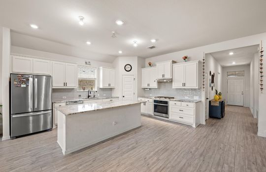 1069_Pink_Granite_Boulevard_0009