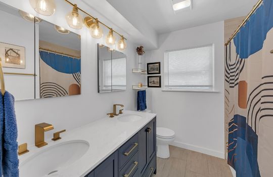 6802_Pioneer_Place_0035