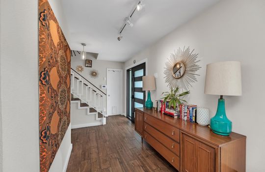 6802_Pioneer_Place_0041