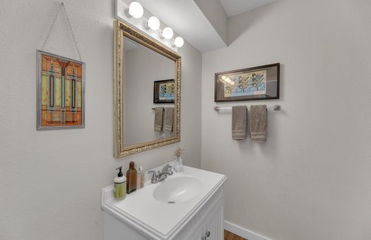 6802_Pioneer_Place_0042