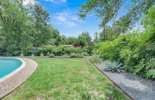 6802_Pioneer_Place_0054