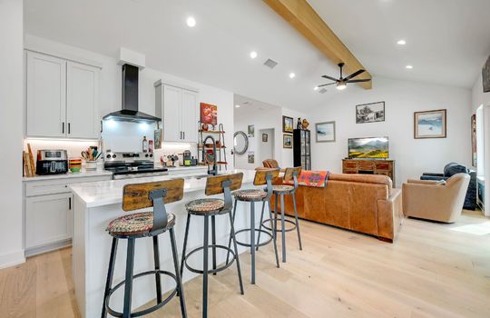 200_Rust_Ranch_Road_0020