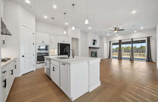 957_Arrowhead_Ranch_Boulevard_0004