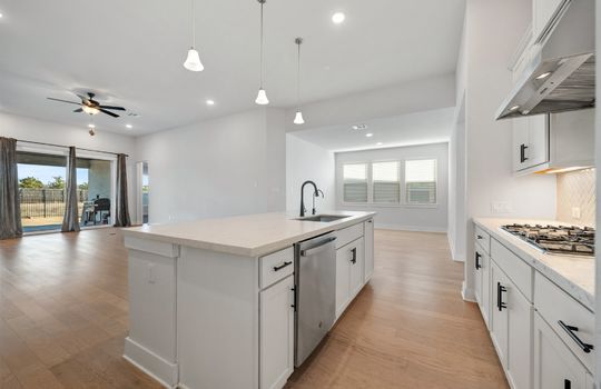 957_Arrowhead_Ranch_Boulevard_0010