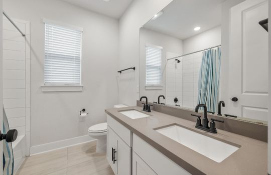 957_Arrowhead_Ranch_Boulevard_0028