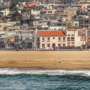 Duplex's for Sale and Sold in Hermosa Beach