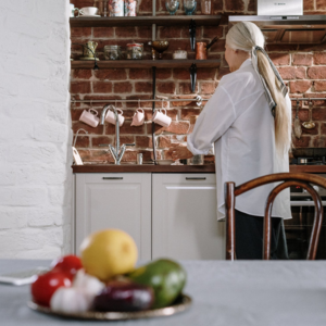 Savvy Downsizing Tips for LA-Bound Retirees