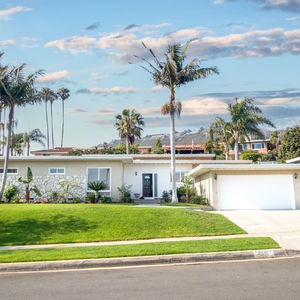 Mid Century Modern Home for Sale in Seaview