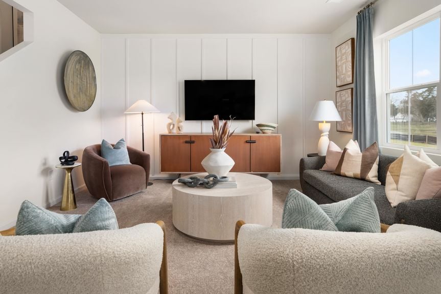 MDH-SchoonerLanding-Pic-Charleston-Living-3of7-F1-min