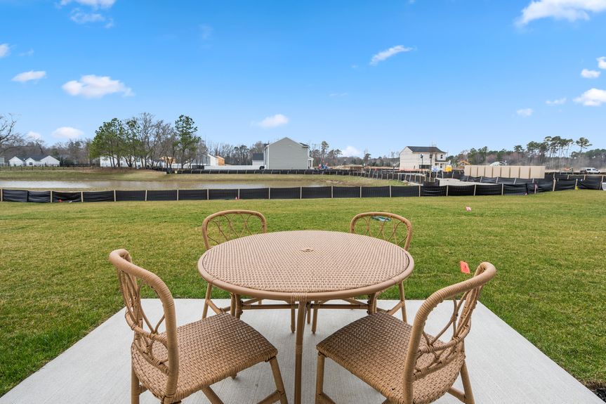 MDH-SchoonerLanding-Pic-Charleston-Opt-Patio-F1-min-1