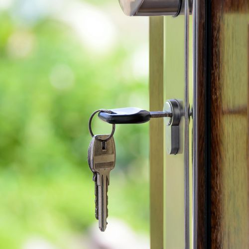 Unlocking the STR Loophole: A Tax-Saving Strategy for Short-Term Rental Investors