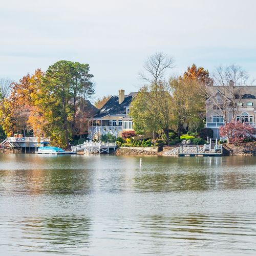 Should You Manage Your Airbnb Yourself or Hire Help? Let’s Break It Down