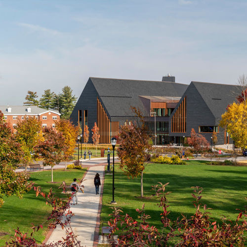 A Local’s Guide to the Best Neighborhoods in Southern New Hampshire