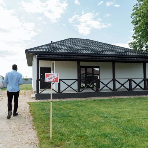 How to Maximize Your Home’s Value Before Listing