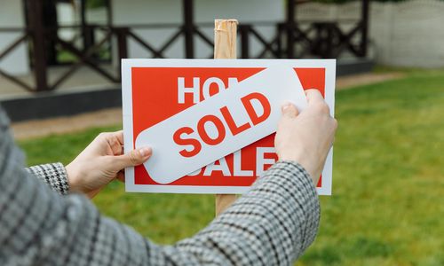 7 Actionable Summer Marketing Ideas for Realtors This July 2025