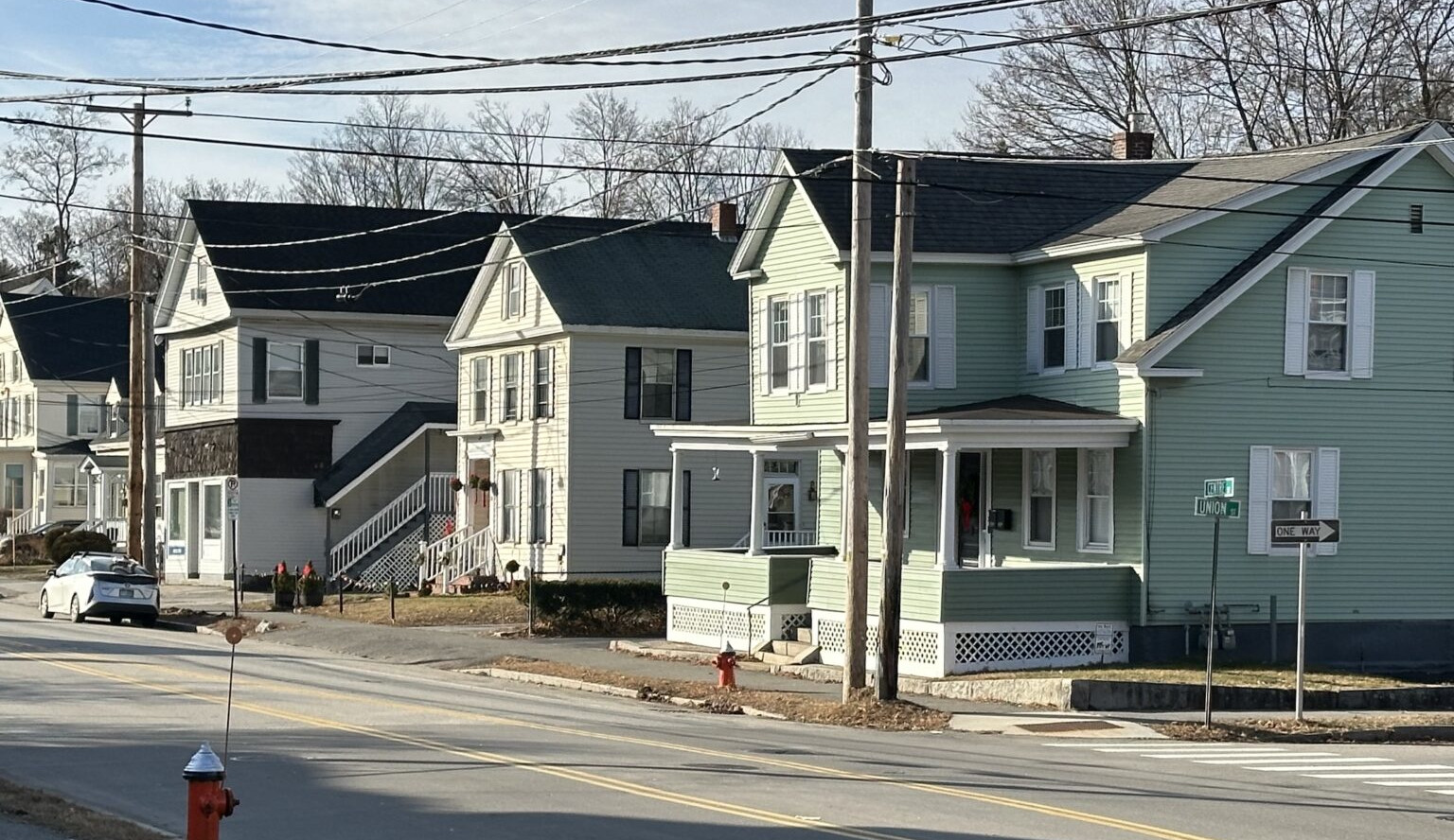 housing2025-1536x1025