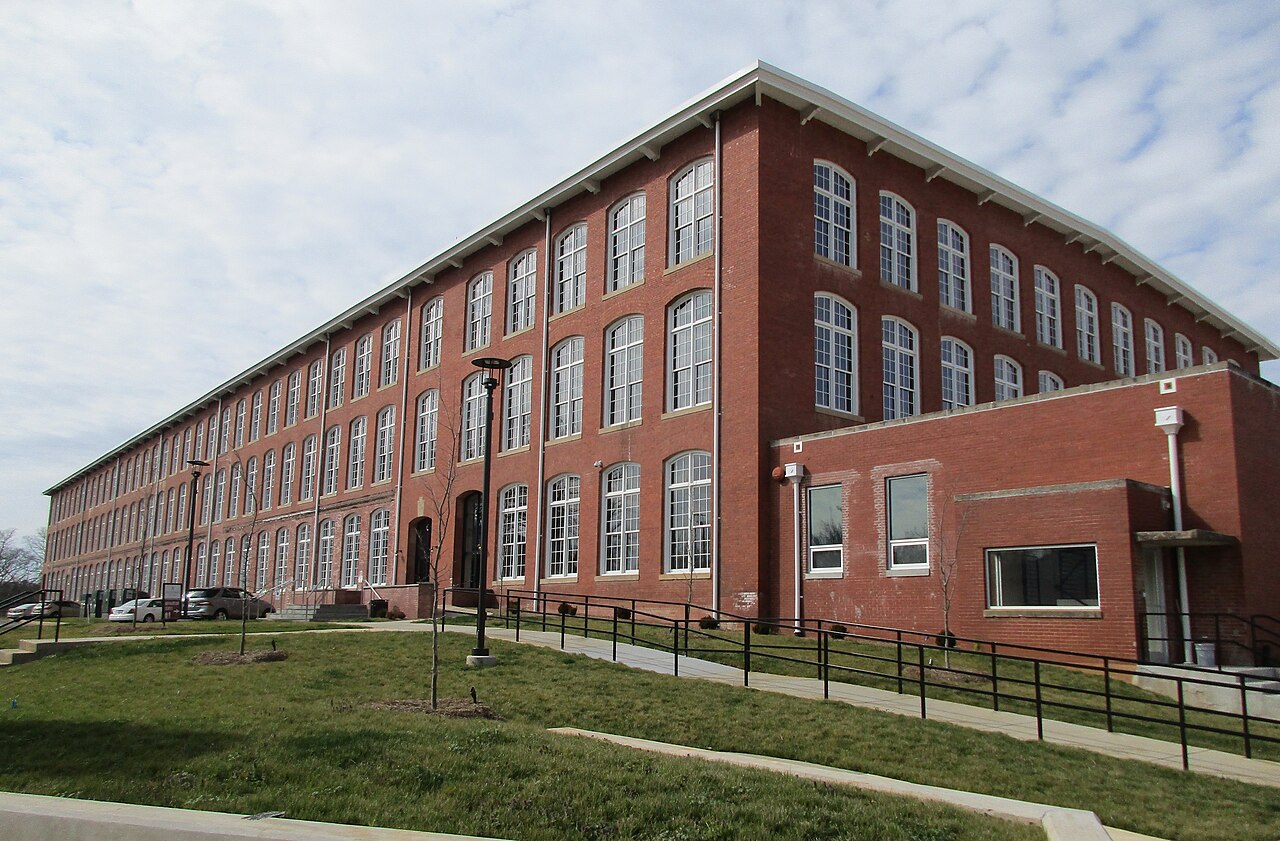 Drayton_Mill_spinning_building