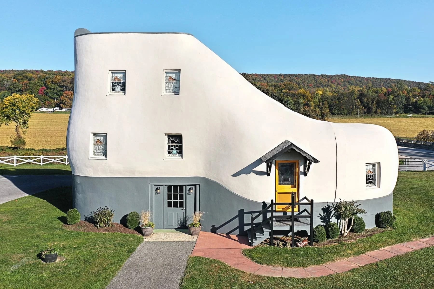 haines-shoe-house-pa-022