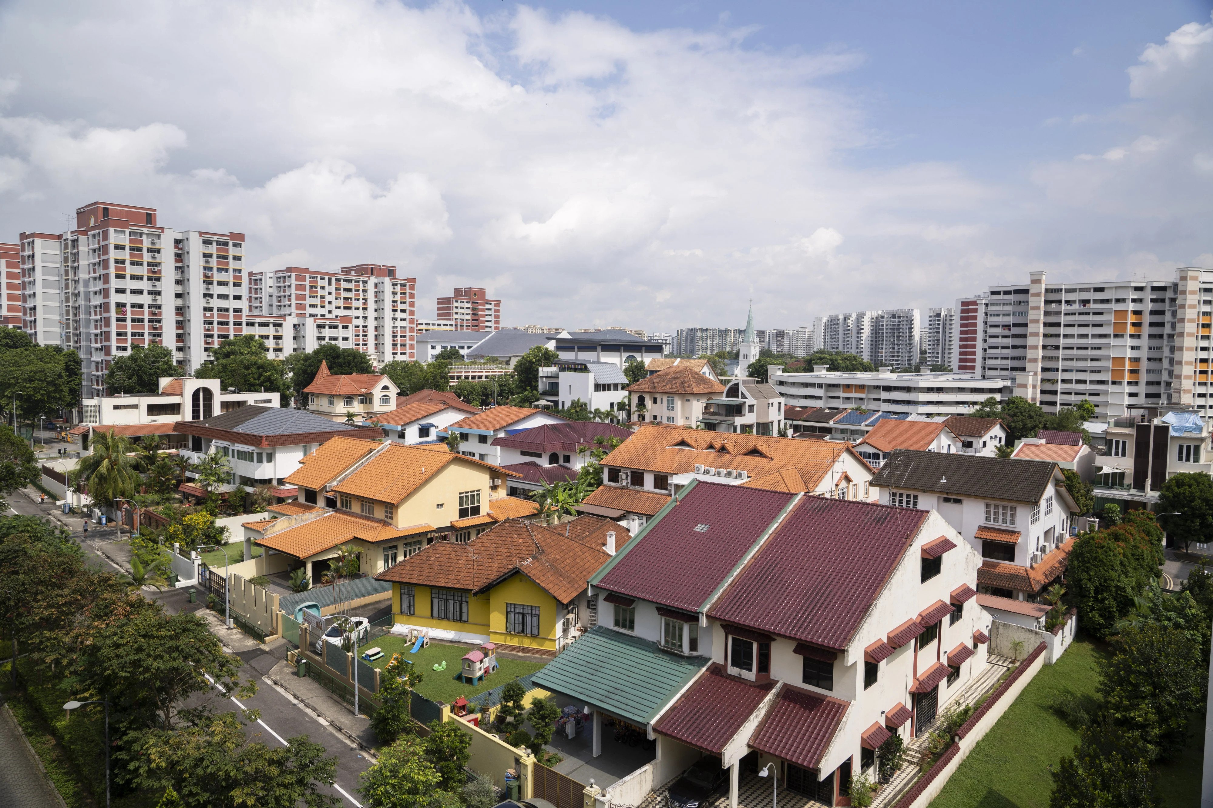 Did you know that in Singapore, you don’t actually own most residential land forever