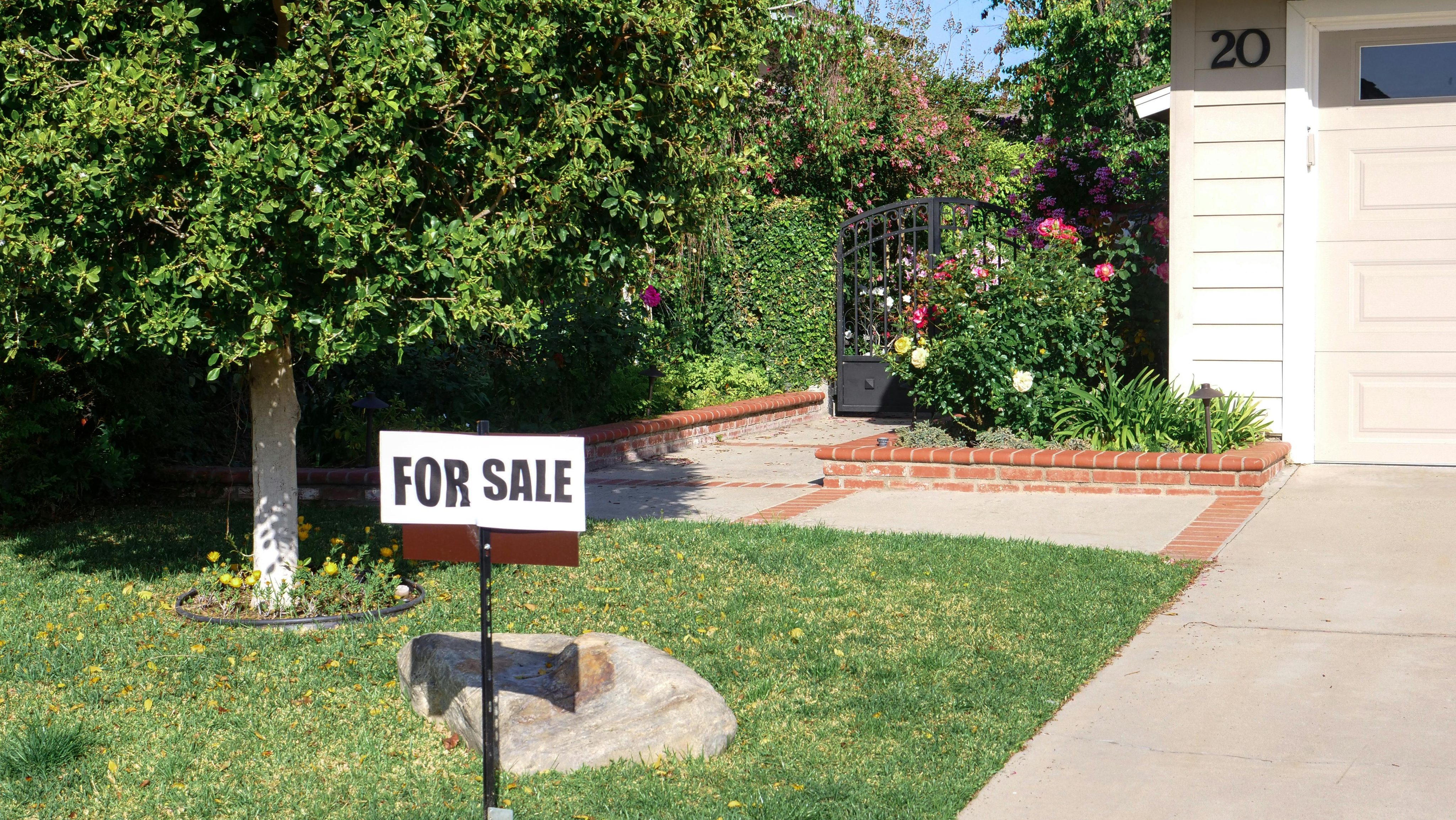 Strategies for Winning Listings in Competitive Markets