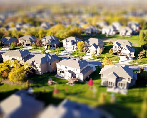 houses_davidmcbeefrompexels_191209