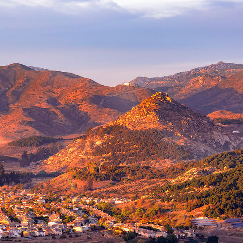 Fallbrook and Bonsall, California: A Golden Opportunity in the Thriving Housing Market