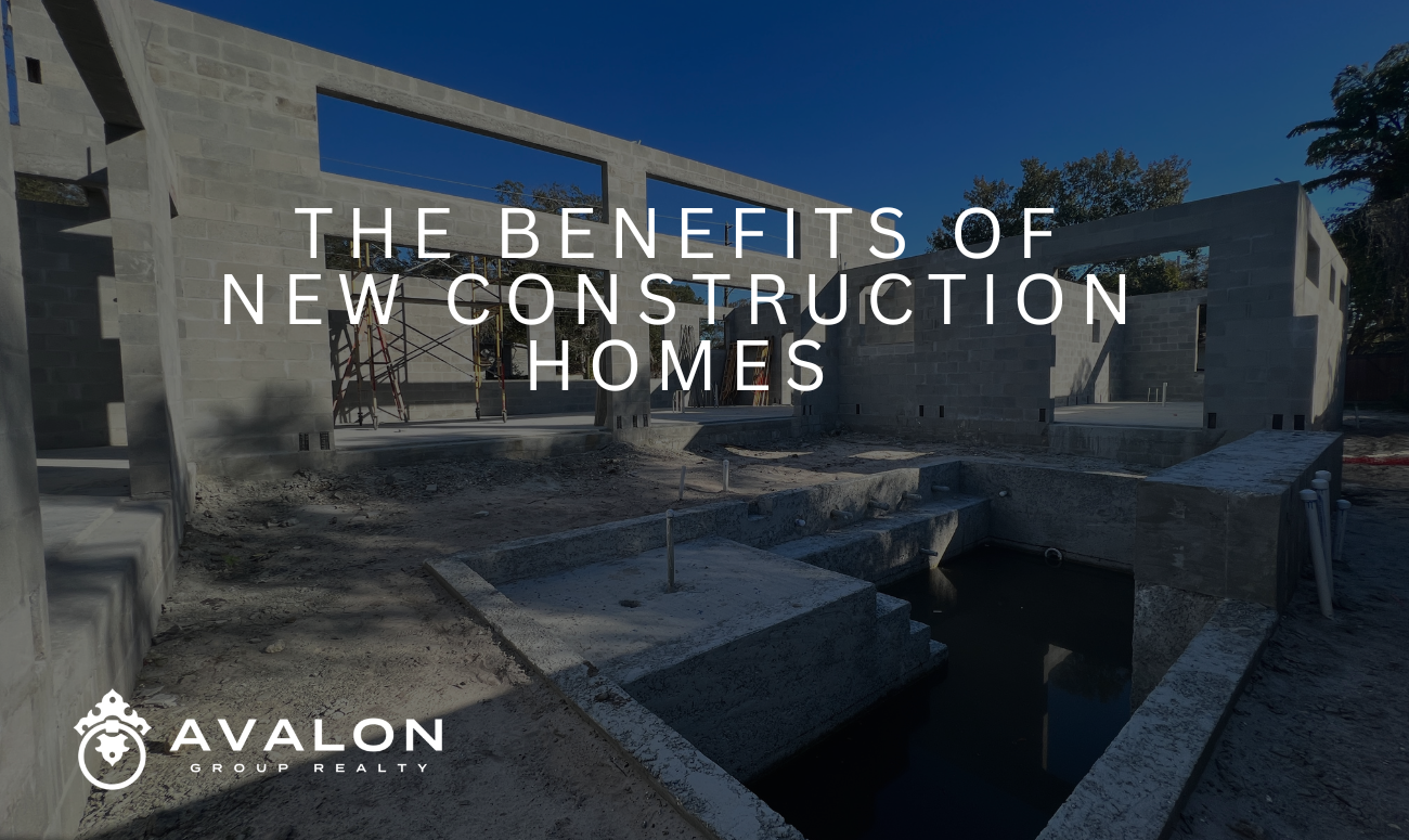 The Benefits of New Construction Homes cover picture shows a new build home with the cement walls up and the cement form of the future pool.