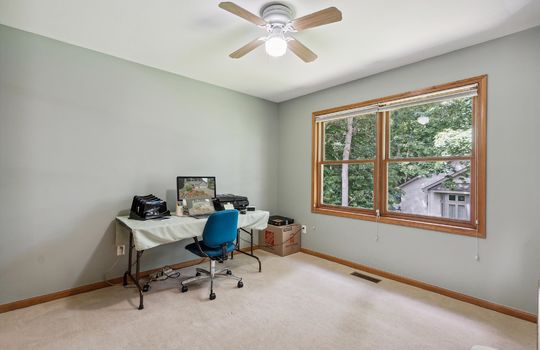 30-12186-Parkside-Cir-Washington-MI-48094-WindowStill-25