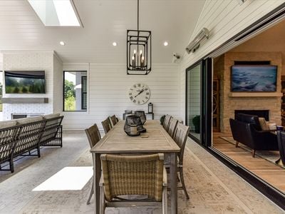 064-Covered Porch