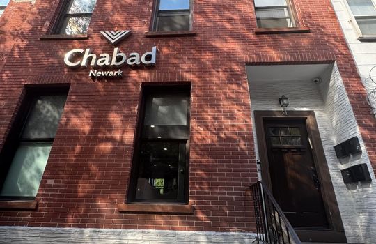 ac237000-5bab-42dc-8b80-c0e76b65aae7