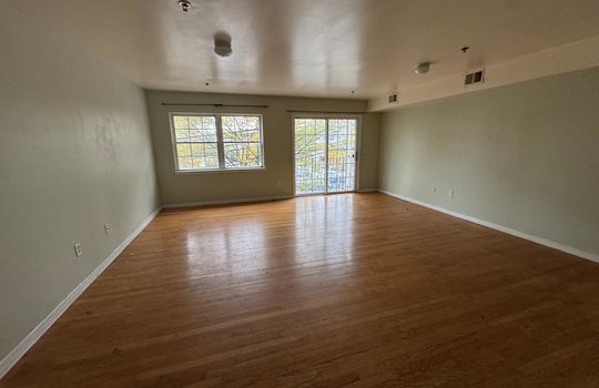 fe04db27-75dd-417b-8f90-b2c92603735a