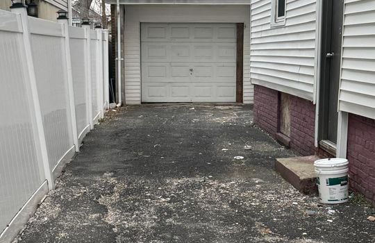 e4ff25c8-6fbd-4790-8e84-cd97d5fd2fea