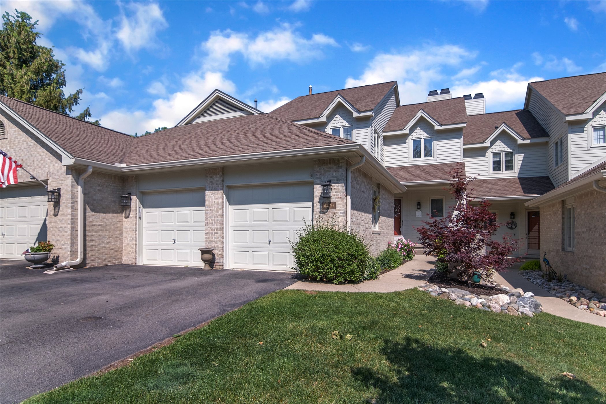 Glen Eagles Condo Listed by Marianne McCreary