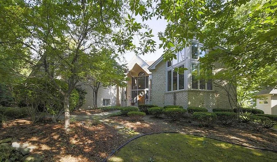 oak pointe home sold by McCreary