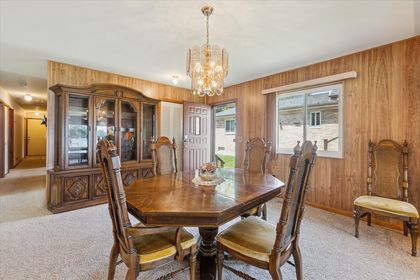 11-8331-Hilton-Rd-Brighton-MI-48114-WindowStill-07