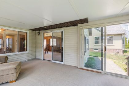 18-8331-Hilton-Rd-Brighton-MI-48114-WindowStill-03