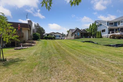 32-8331-Hilton-Rd-Brighton-MI-48114-WindowStill-28