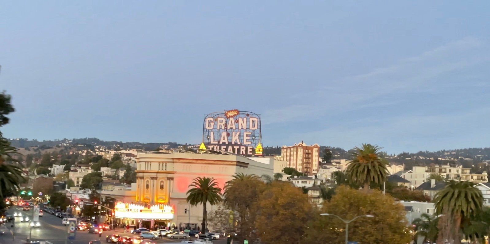 Beautiful Oakland neighborhood and Grand Lake Theater