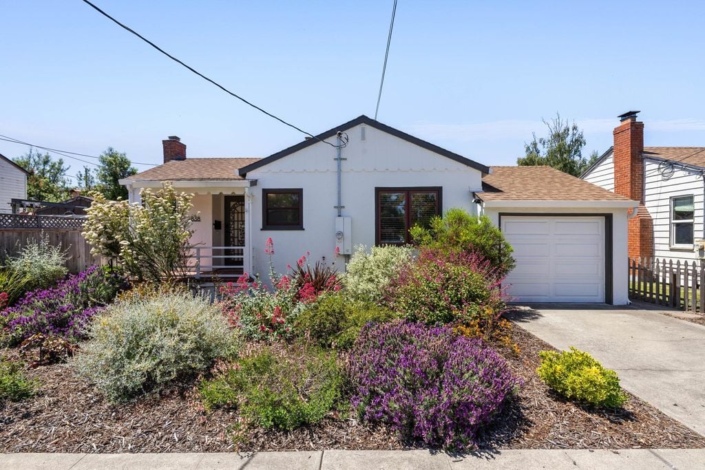 2838 Fillmore Alameda CA