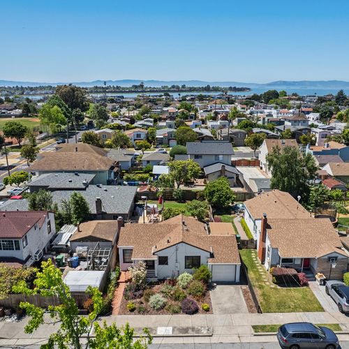 JUST LISTED: 2838 Fillmore Street, Alameda East End - One of those rare homes that checks the boxes