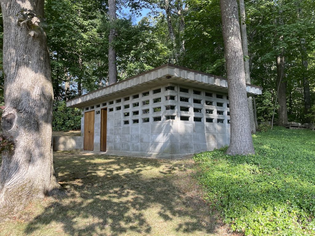 Frank Lloyd Wright Usonian House - Kalil House New Hampshire