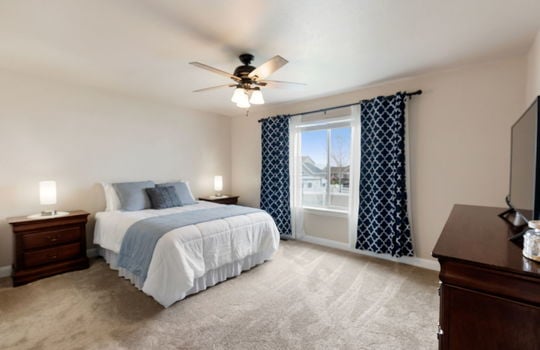 20-web-or-mls-581-n-570-e