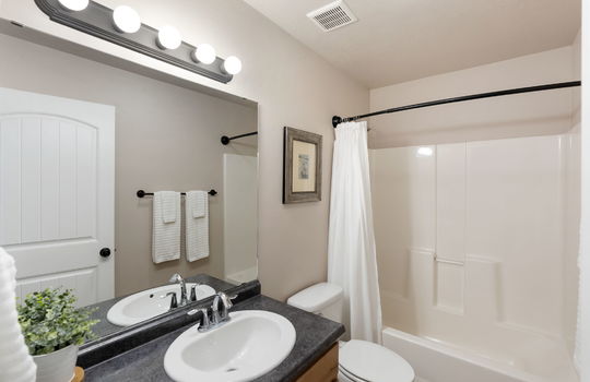 26-web-or-mls-581-n-570-e